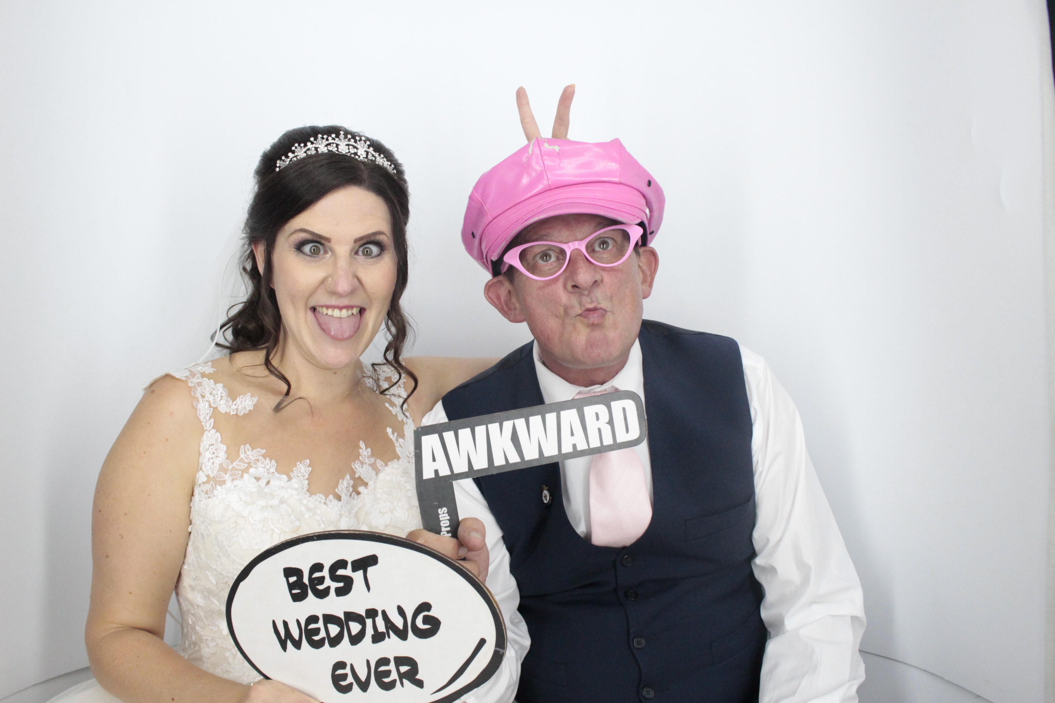 Kim & Andy's Wedding | View more photos from the event at gallery.myphotoboothexperience.co.uk/u/MyPhotoBoothExperienceLtd/Kim-Andys-Wedding